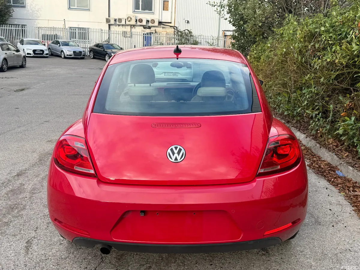 Volkswagen Beetle Hatchback, Petrol, 2015, Red