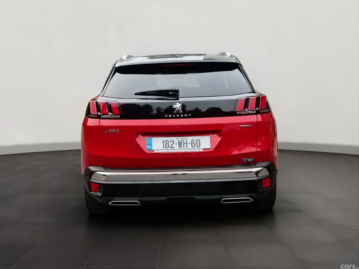 Peugeot 3008 MPV, Diesel, 2018, Red