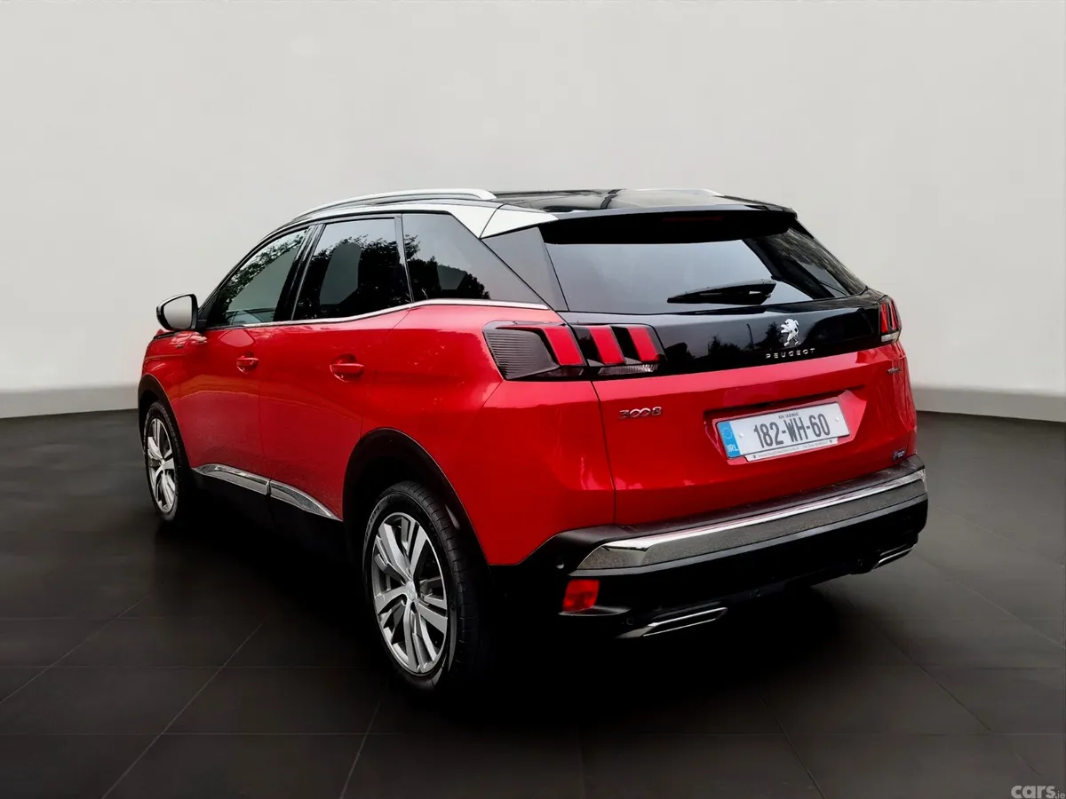 Peugeot 3008 MPV, Diesel, 2018, Red