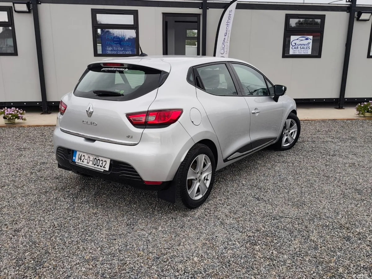 Renault Clio Hatchback, Diesel, 2014, Silver