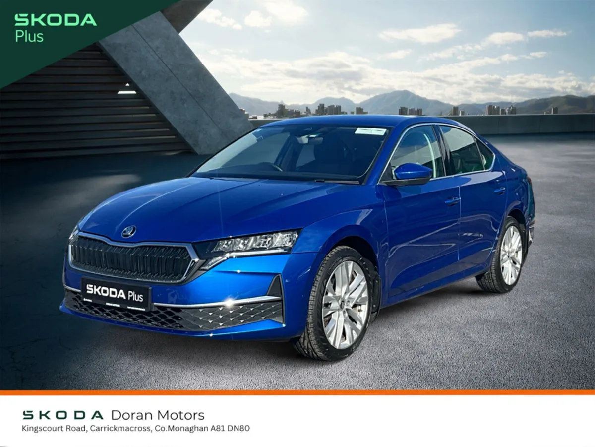 Skoda Octavia Hatchback, Diesel, 2024, Blue