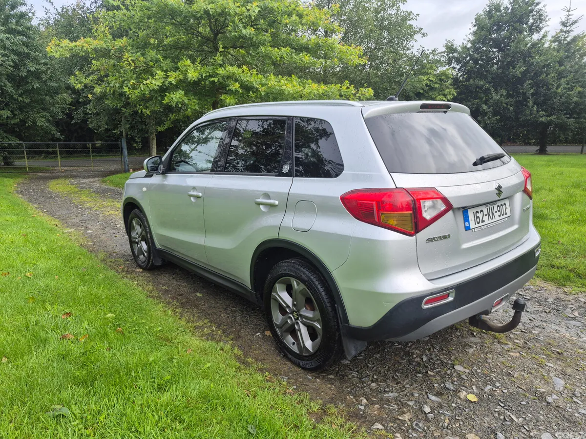 Suzuki Vitara SUV, Diesel, 2016, Silver