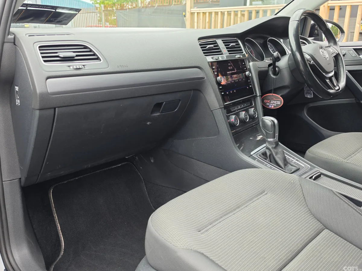 Volkswagen Golf Hatchback, Petrol, 2017, Black