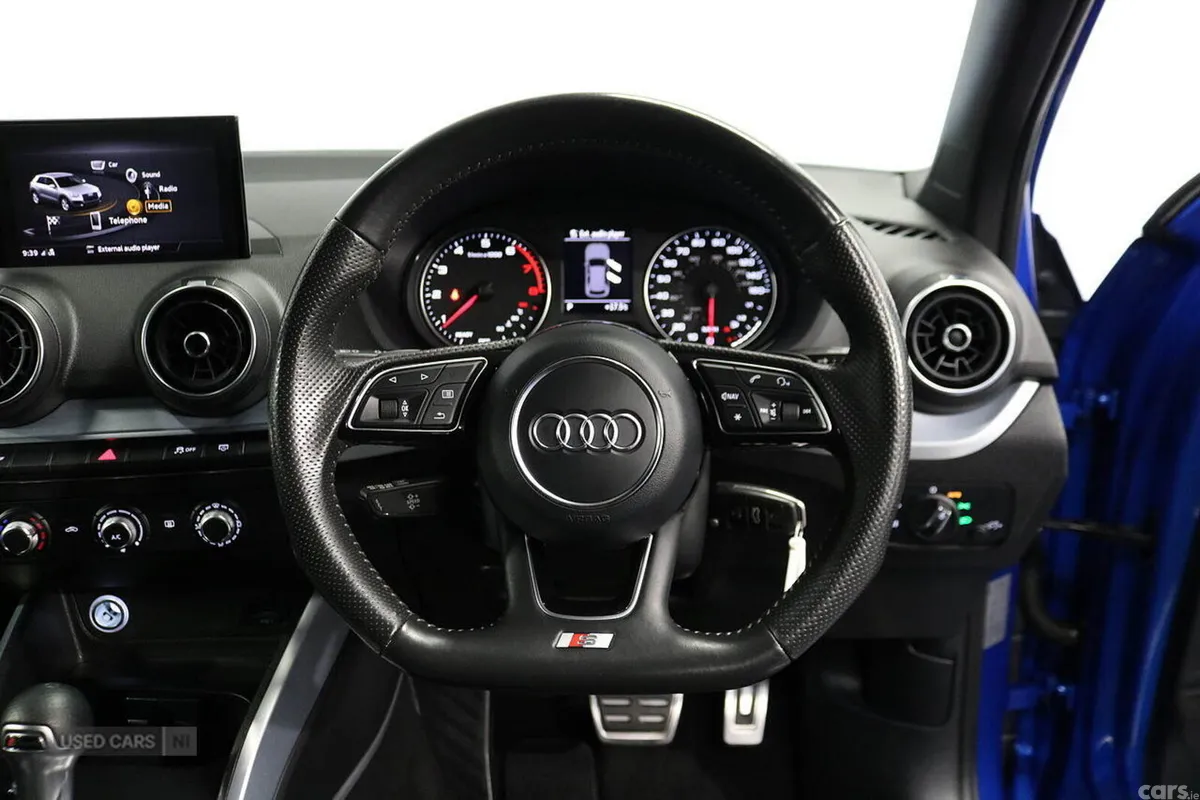 Audi Q2 SUV, Petrol, 2018, Blue