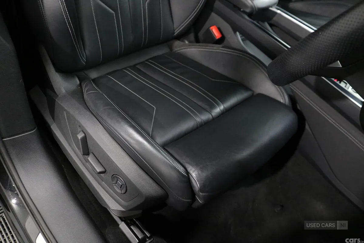 Audi e-tron SUV, Electric, 2021, Black