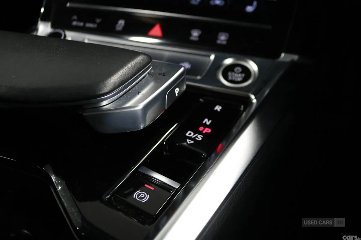 Audi e-tron SUV, Electric, 2021, Black