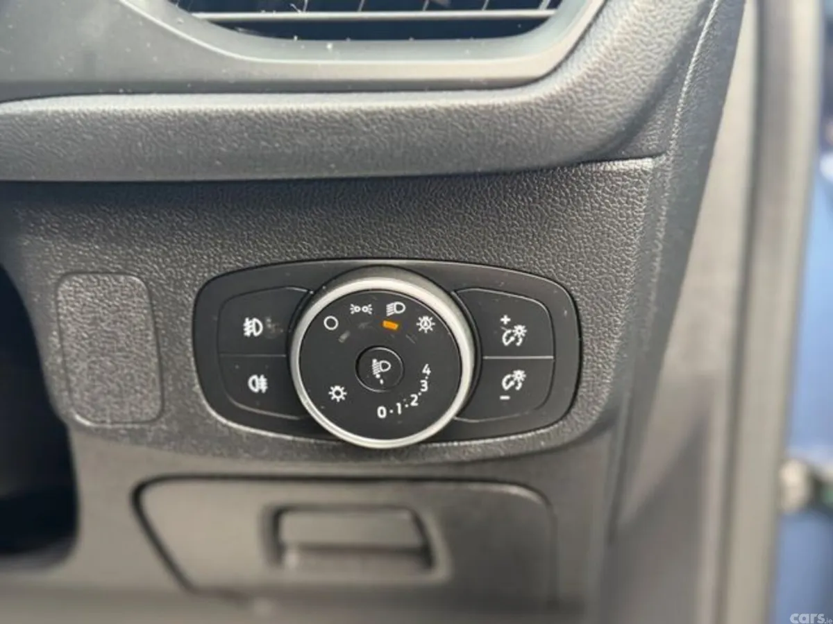 Ford Focus Hatchback, Diesel, 2018, Blue