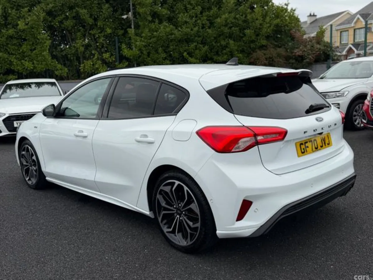 Ford Focus Hatchback, Diesel, 2020, White