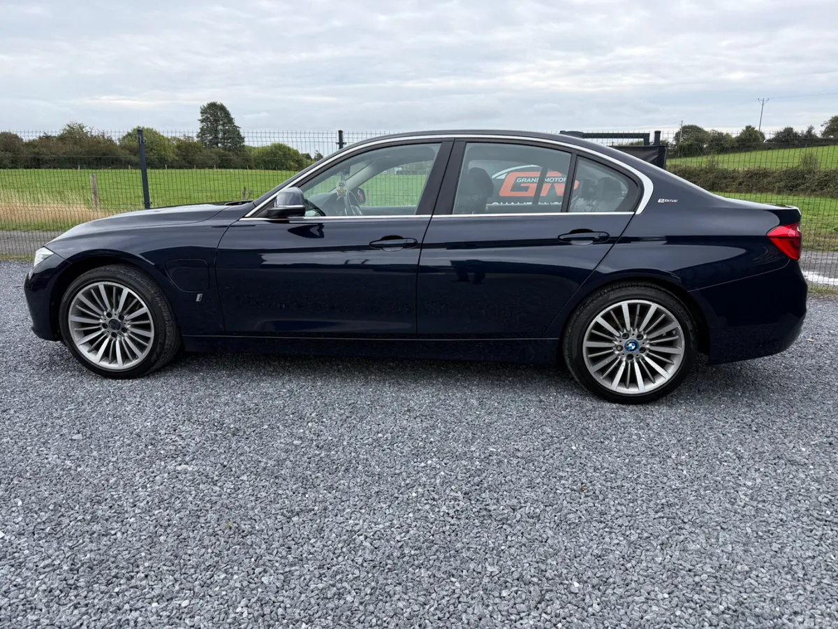BMW 3-Series Saloon, Petrol Plug-in Hybrid, 2018, Blue
