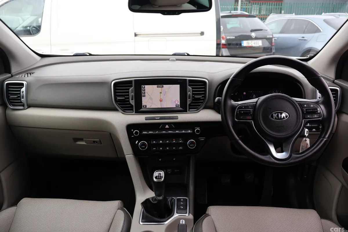 Kia Sportage SUV, Diesel, 2018, White