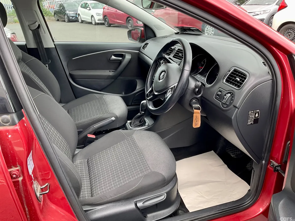Volkswagen Polo Hatchback, Petrol, 2015, Red