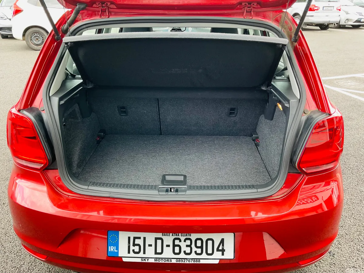 Volkswagen Polo Hatchback, Petrol, 2015, Red
