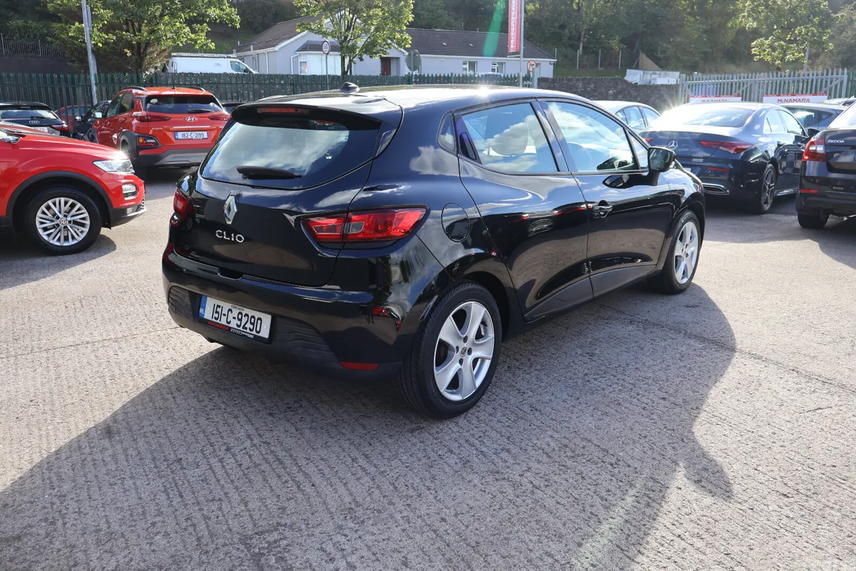 Renault Clio Hatchback, Petrol, 2015, Black