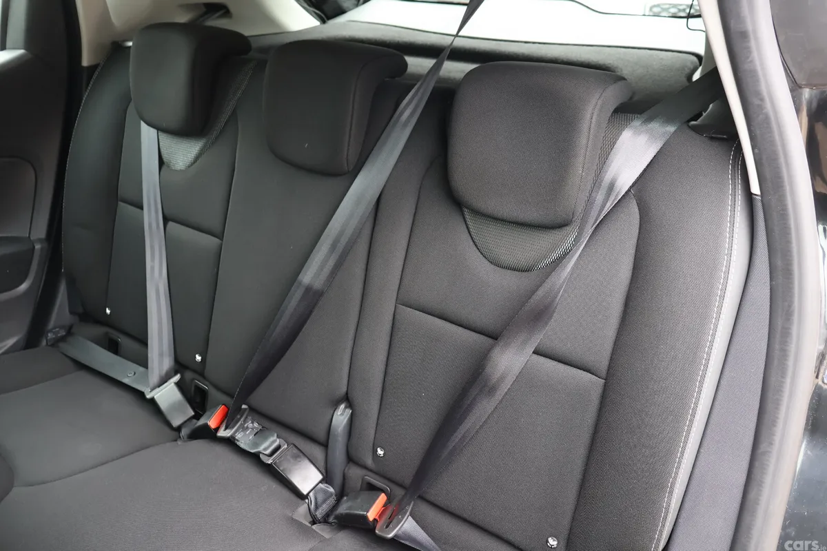 Renault Clio Hatchback, Petrol, 2015, Black