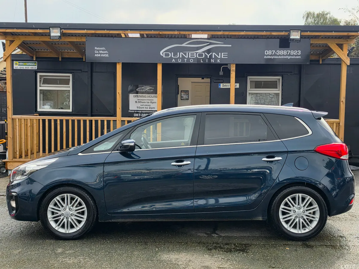 Kia Carens MPV, Diesel, 2019, Blue