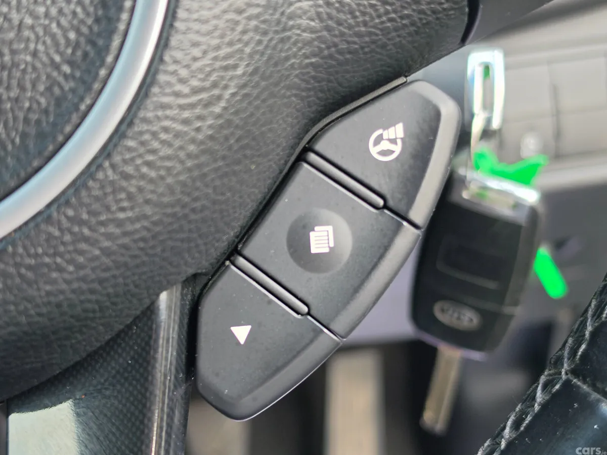 Kia Carens MPV, Diesel, 2019, Blue