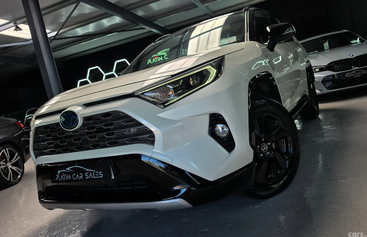 Toyota RAV4 SUV, Petrol Hybrid, 2019, White