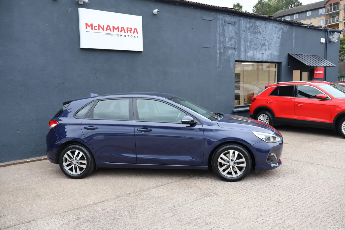 Hyundai i30 Hatchback, Petrol, 2019, Blue
