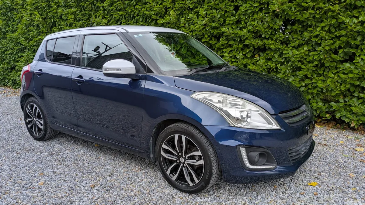 Suzuki Swift Hatchback, Petrol, 2015, Blue