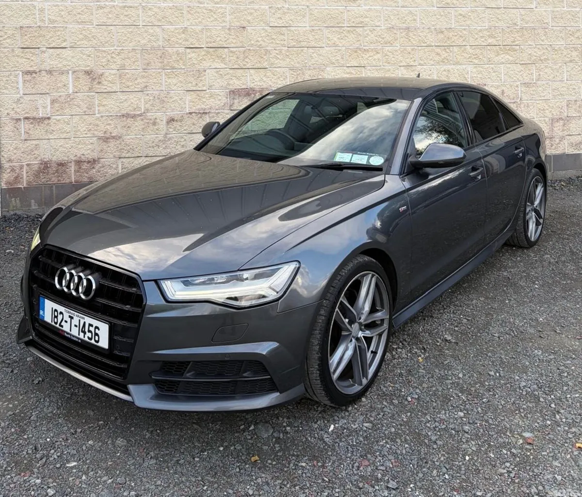 Audi A6 Saloon, Diesel, 2018, Grey
