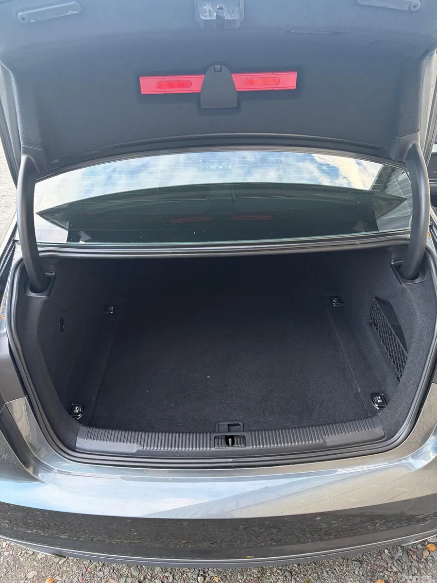Audi A6 Saloon, Diesel, 2018, Grey