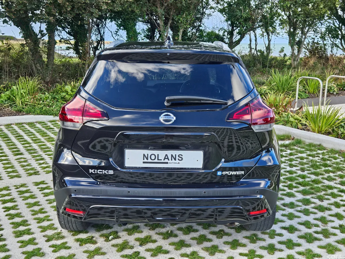Nissan Qashqai MPV, Petrol Hybrid, 2020, Black
