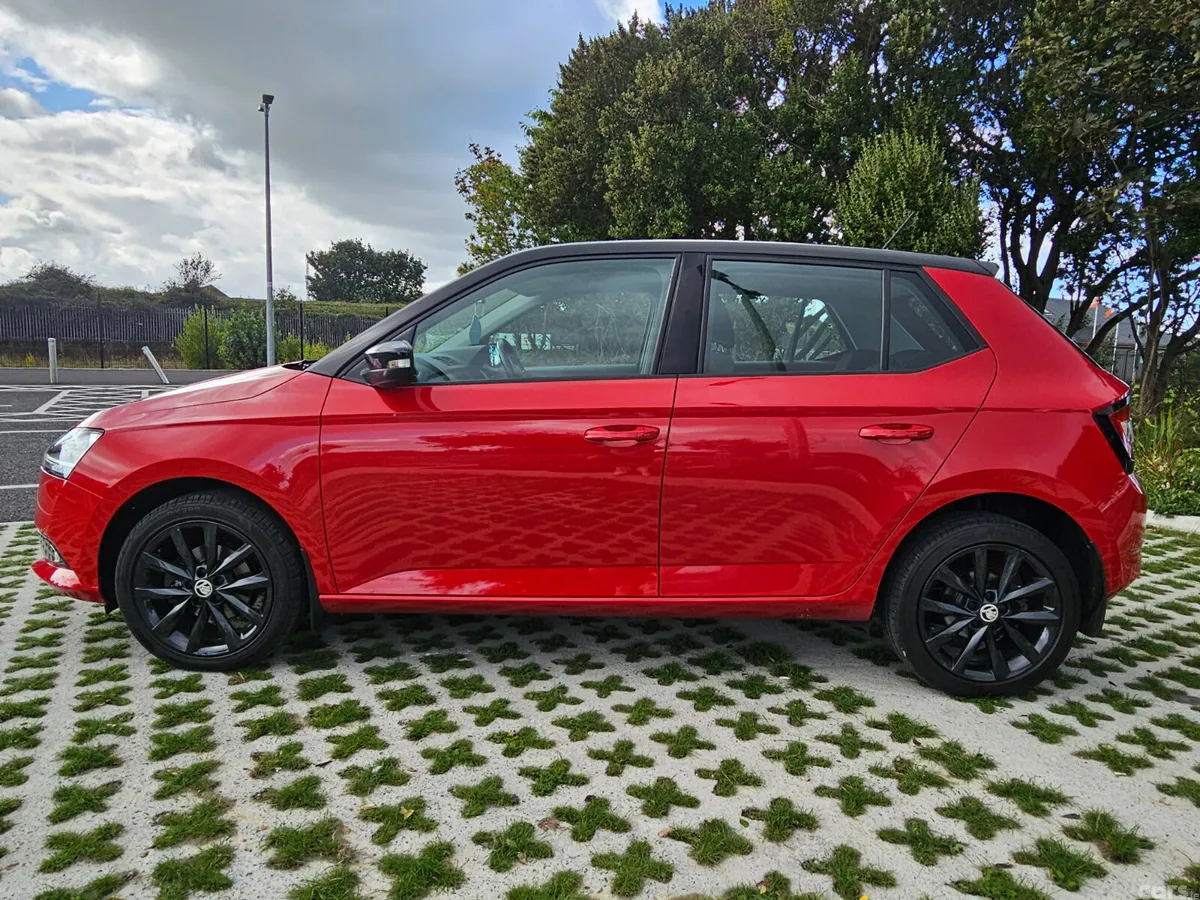Skoda Fabia Hatchback, Petrol, 2019, Red