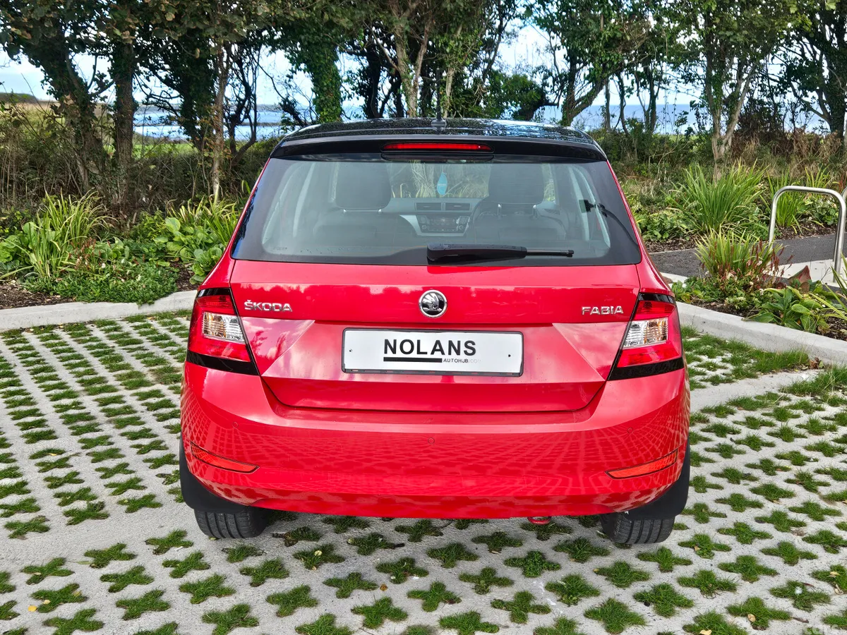 Skoda Fabia Hatchback, Petrol, 2019, Red