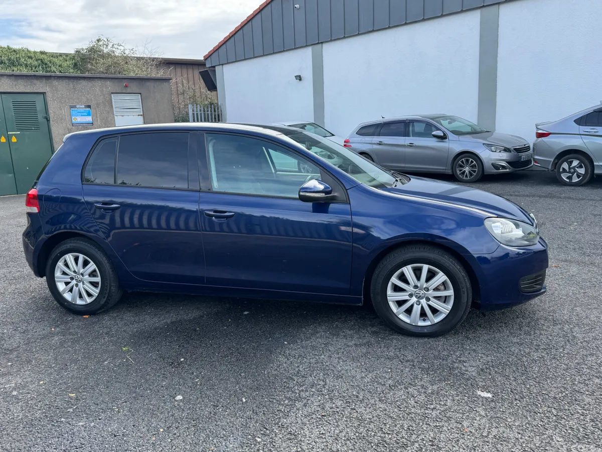 Volkswagen Golf Hatchback, Petrol, 2013, Blue