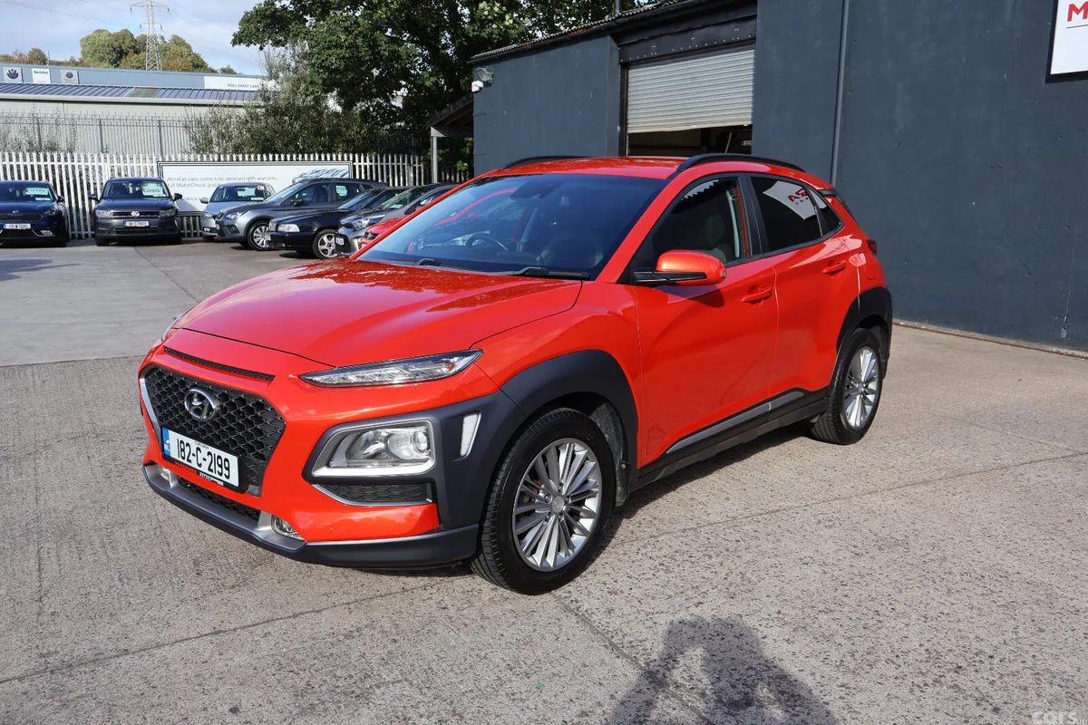 Hyundai KONA MPV, Petrol, 2018, Orange