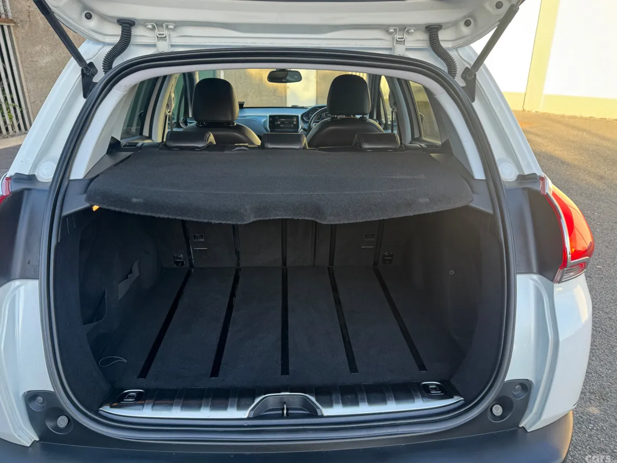 Peugeot 2008 SUV, Petrol, 2015, White