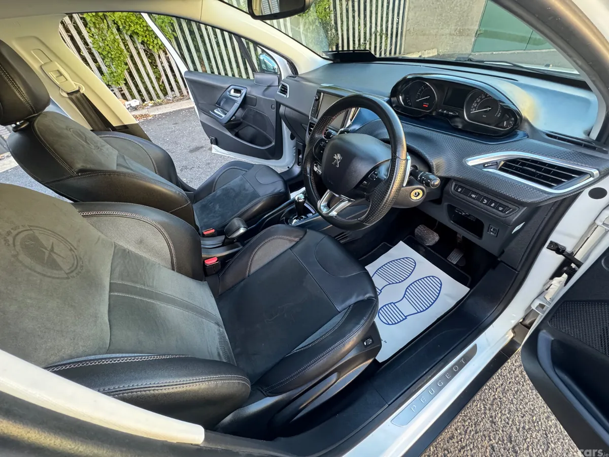 Peugeot 2008 SUV, Petrol, 2015, White