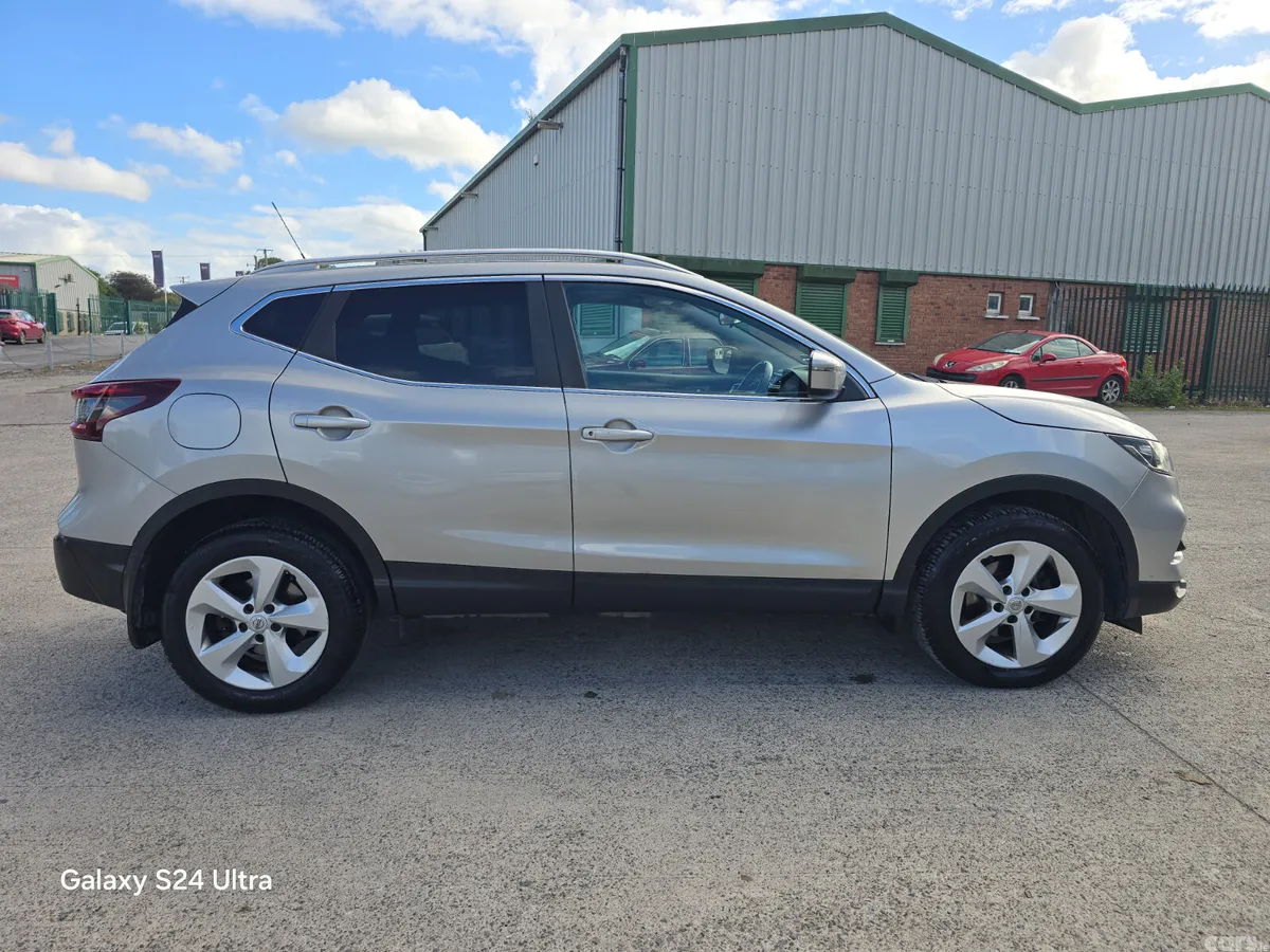 Nissan Qashqai MPV, Diesel, 2021, Grey