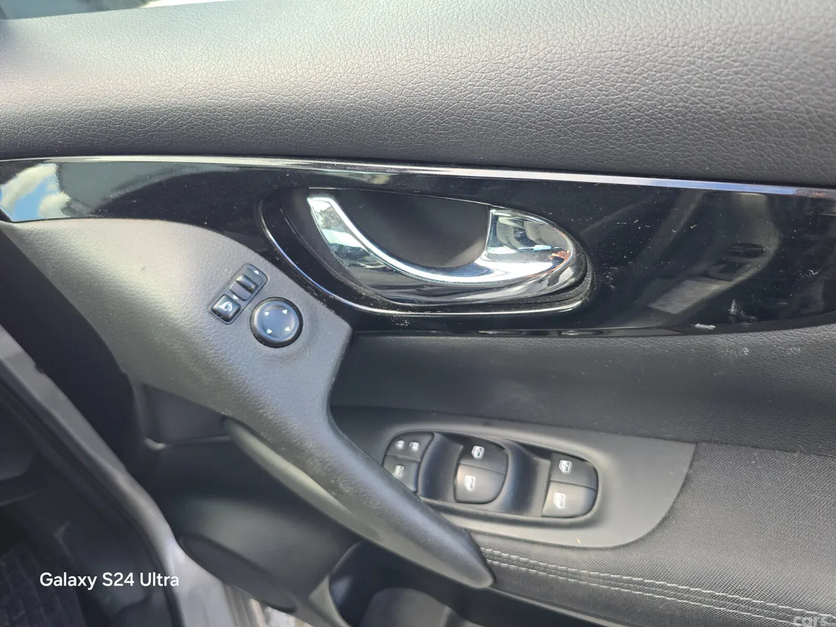 Nissan Qashqai MPV, Diesel, 2021, Grey