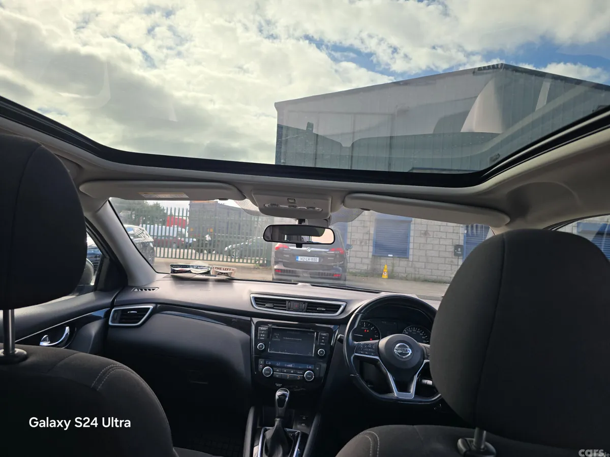 Nissan Qashqai MPV, Diesel, 2021, Grey