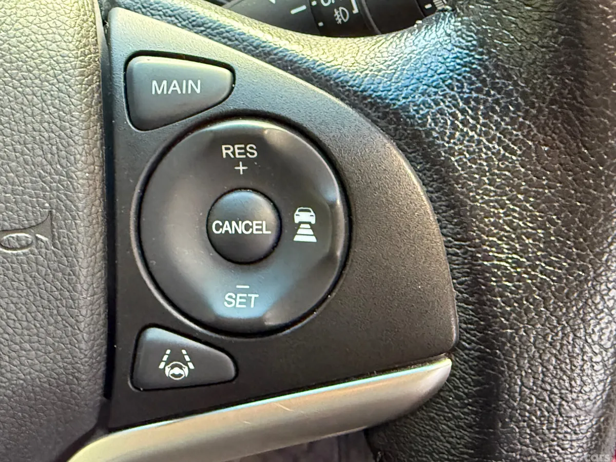 Honda Jazz Hatchback, Petrol Hybrid, 2018, Red