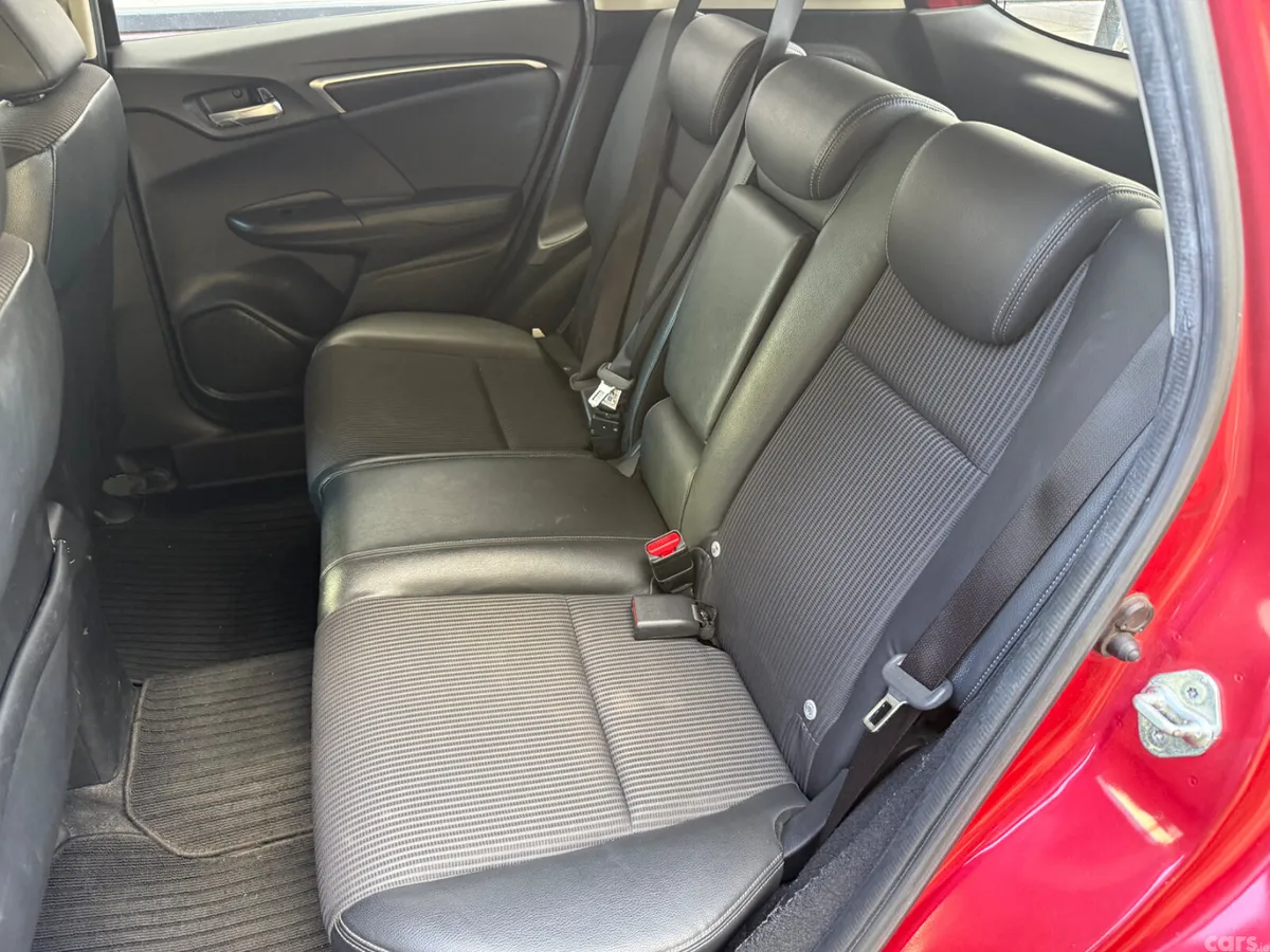 Honda Jazz Hatchback, Petrol Hybrid, 2018, Red