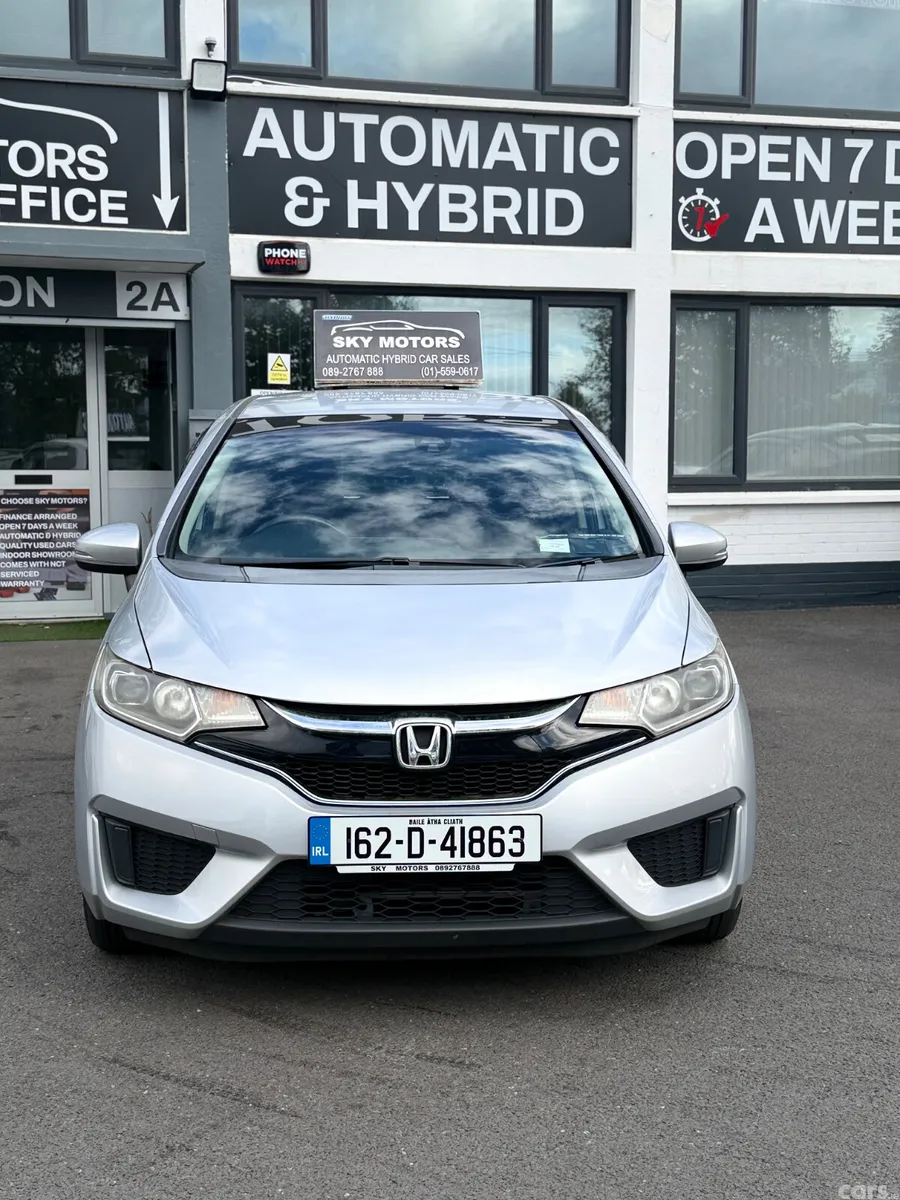 Honda Jazz Hatchback, Petrol Hybrid, 2016, Silver