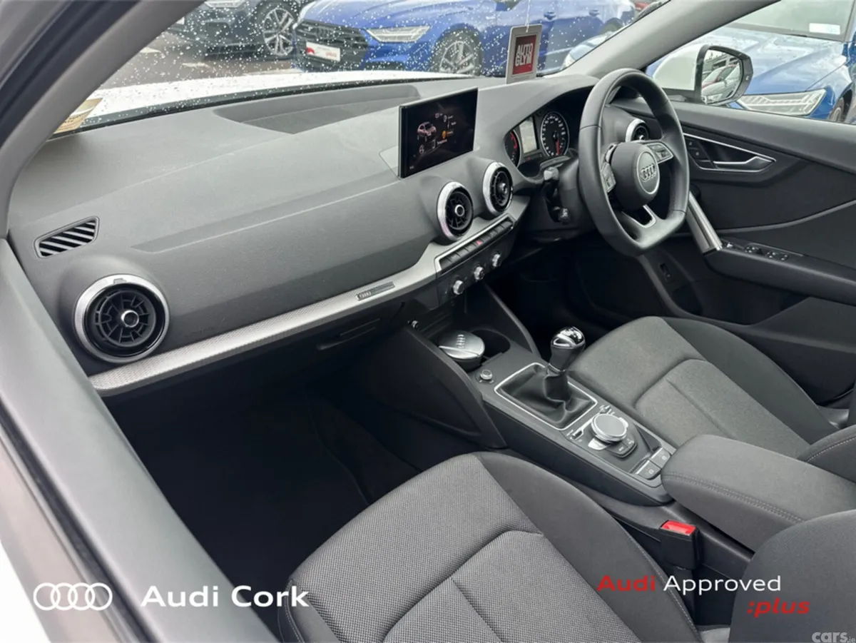 Audi Q2 SUV, Petrol, 2023, White