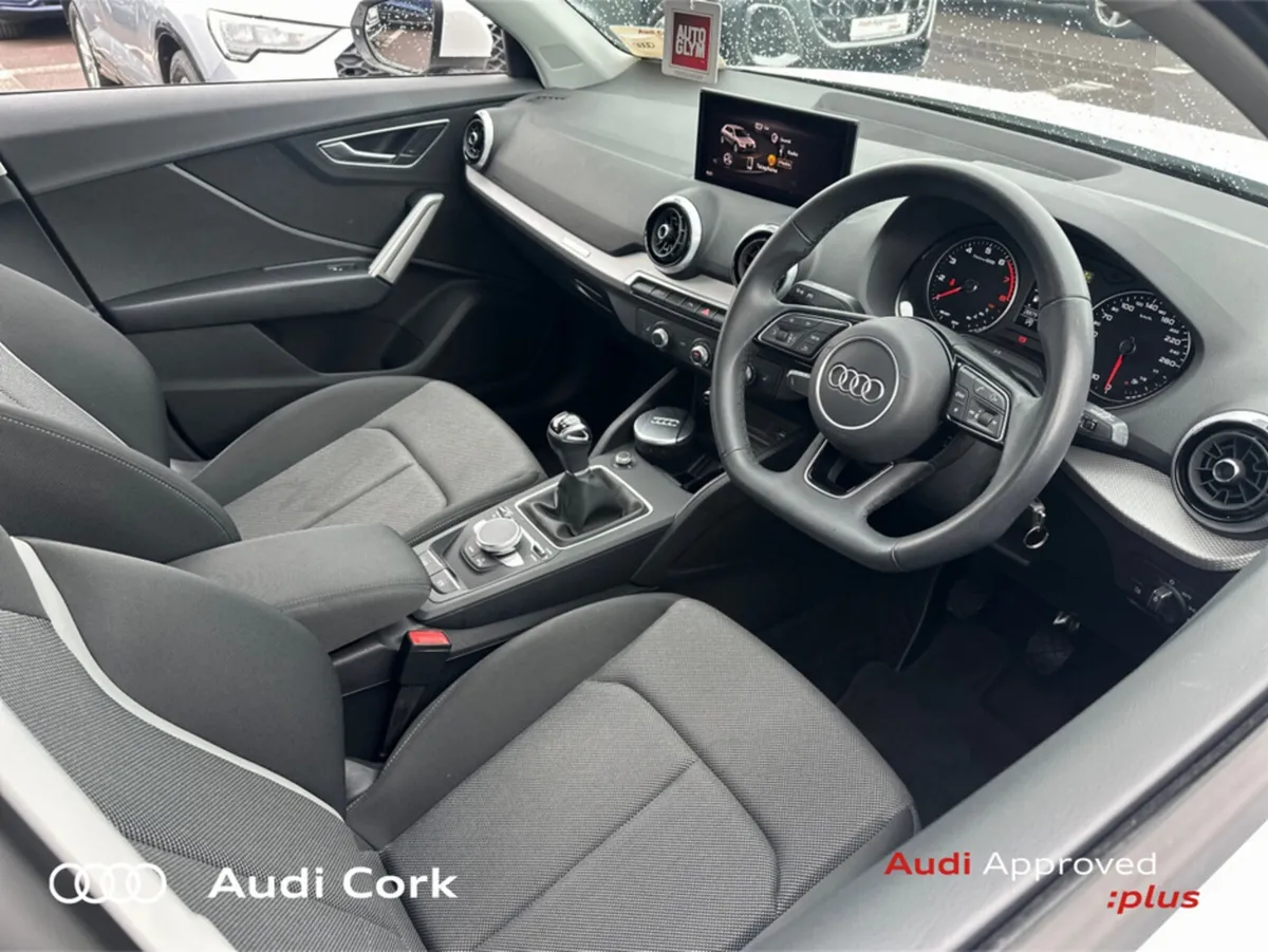 Audi Q2 SUV, Petrol, 2023, White