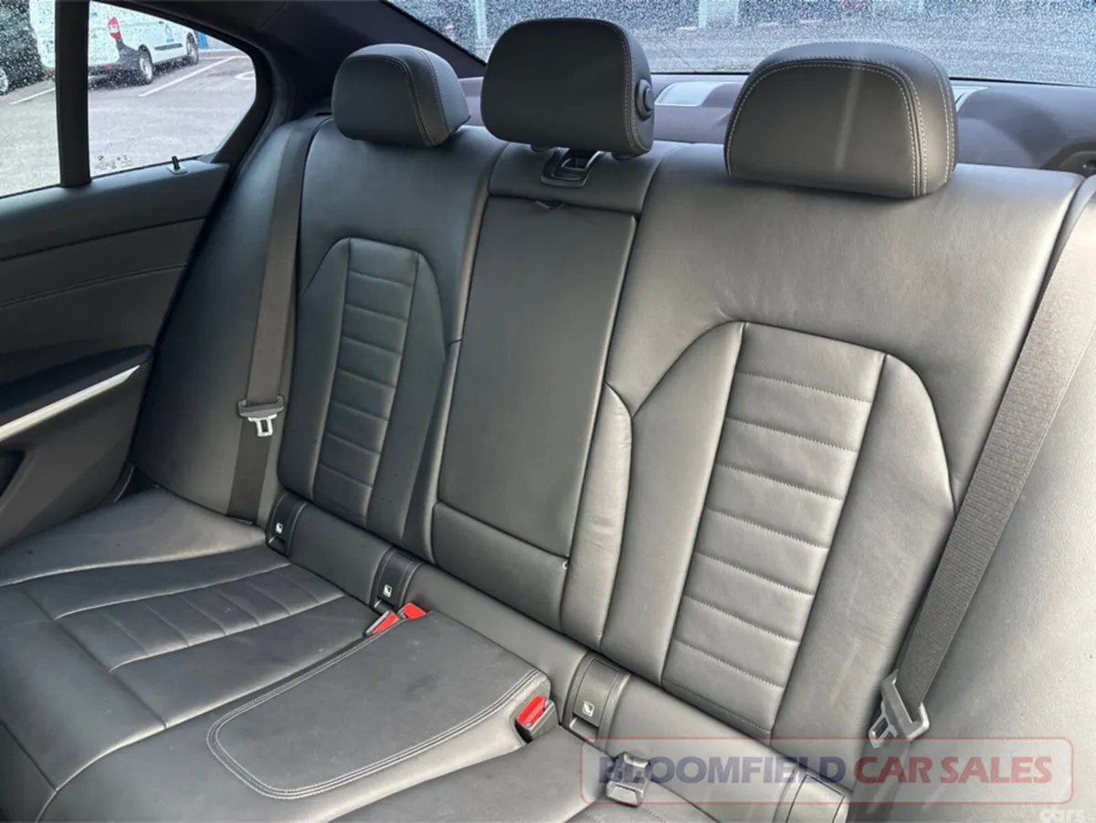 BMW 3-Series Saloon, Diesel, 2019, White