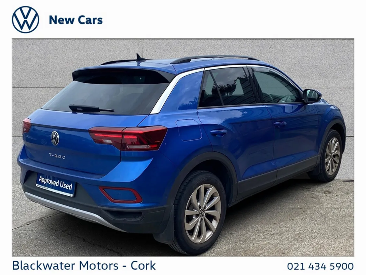 Volkswagen T-Roc SUV, Diesel, 2024, Blue