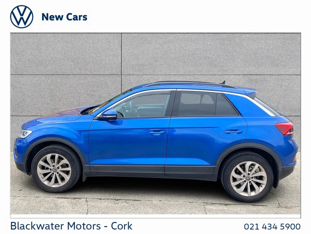 Volkswagen T-Roc SUV, Diesel, 2024, Blue