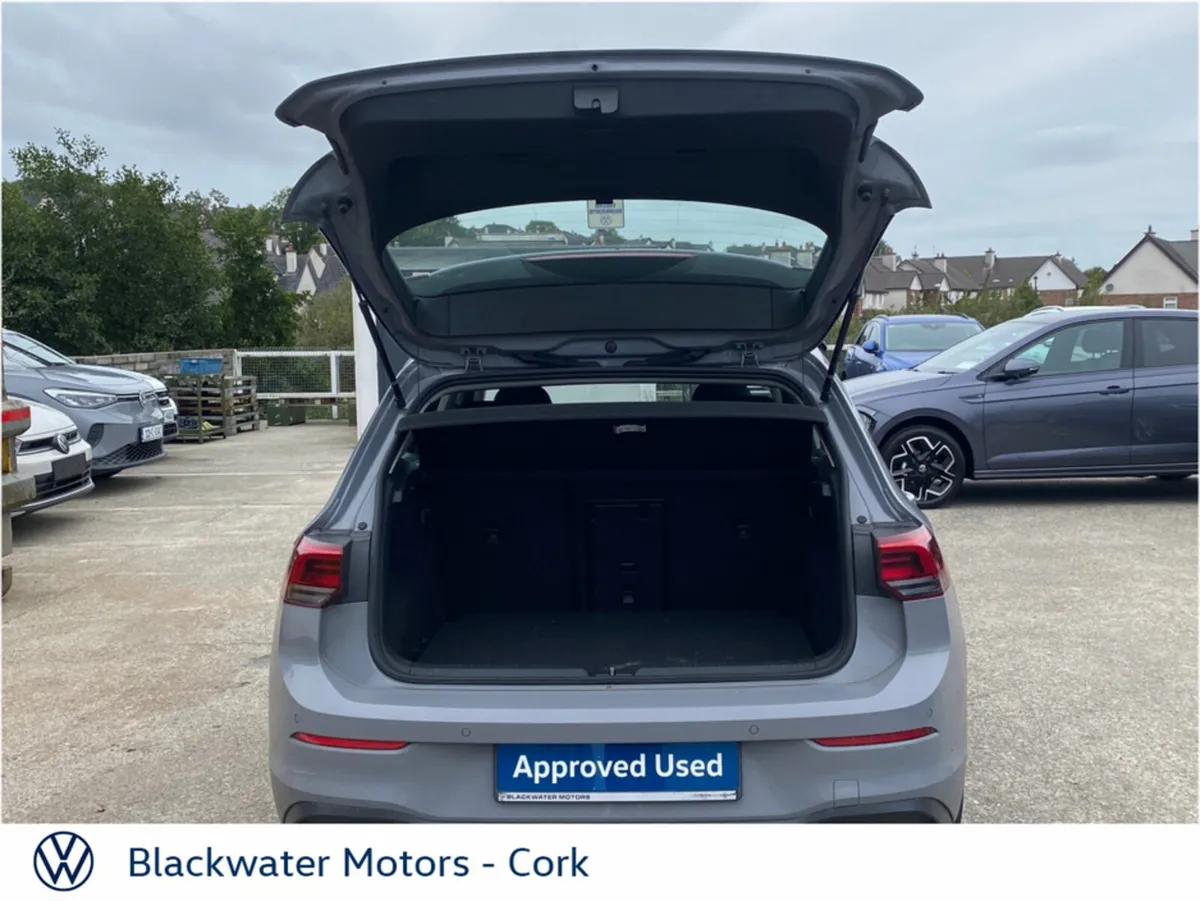 Volkswagen Golf Estate, Petrol, 2024, Black