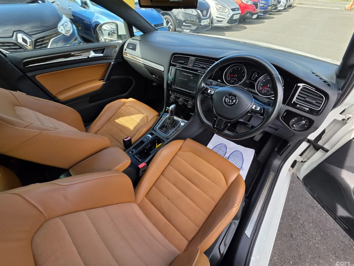 Volkswagen Golf Hatchback, Petrol, 2015, White