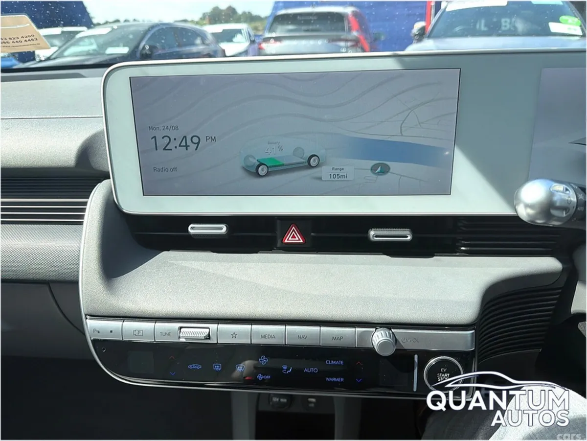 Hyundai IONIQ 5 Hatchback, Electric, 2023, Gold