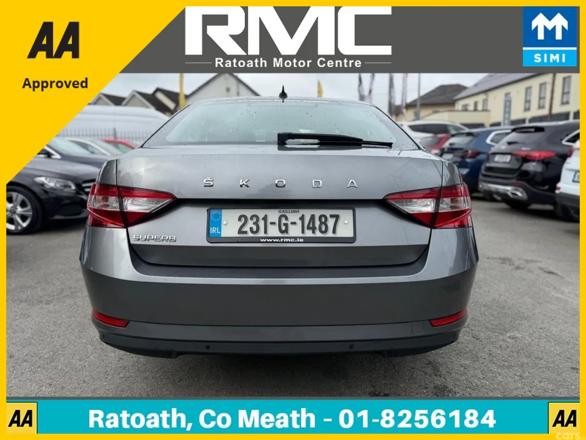 Skoda Superb Hatchback, Diesel, 2023, Grey