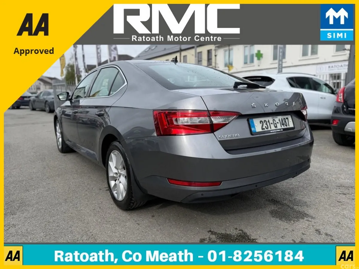 Skoda Superb Hatchback, Diesel, 2023, Grey