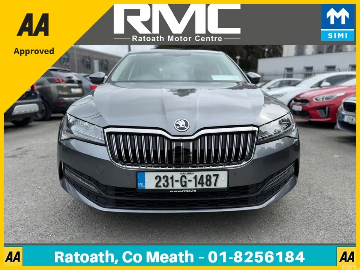Skoda Superb Hatchback, Diesel, 2023, Grey