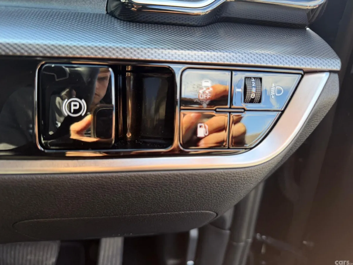 Kia Sportage SUV, Petrol Plug-in Hybrid, 2024, Black